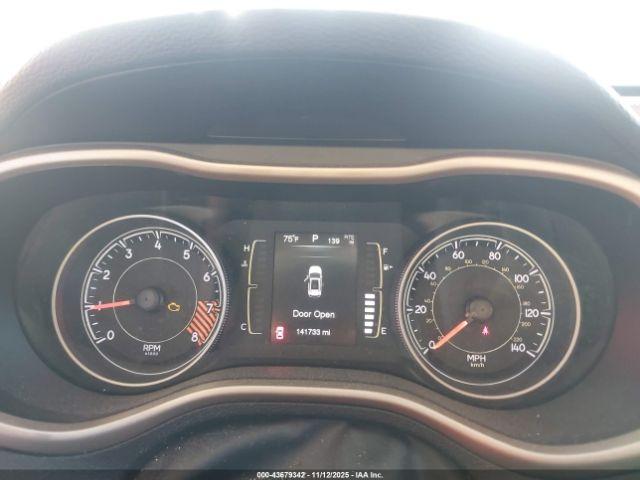 Jeep Cherokee Latitude Image 6