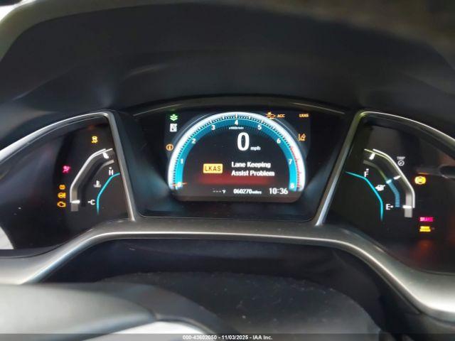 Honda Civic Touring Image 3