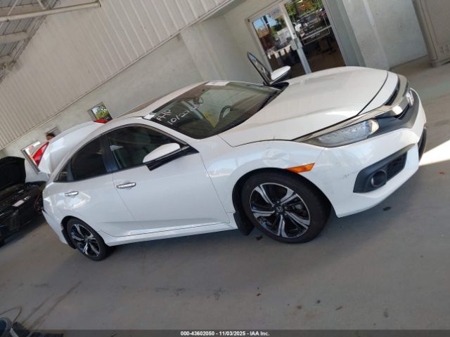 Honda Civic Touring Image 10