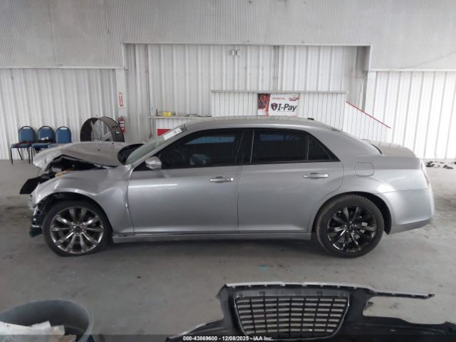 Chrysler 300 300s Image 5