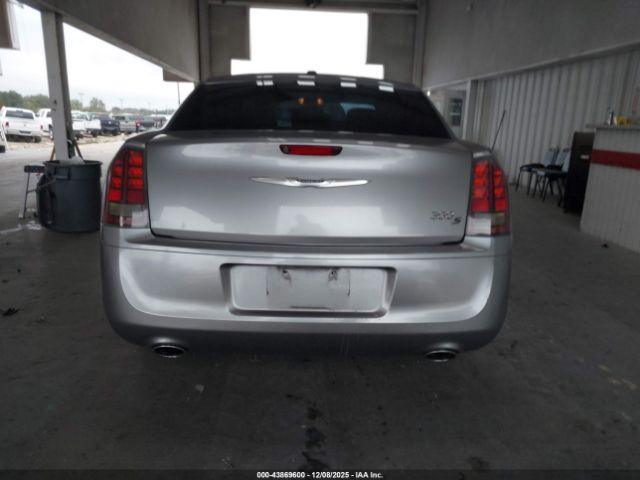 Chrysler 300 300s Image 4