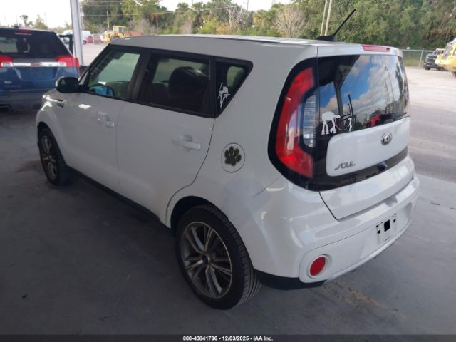 Kia Soul + Image 3