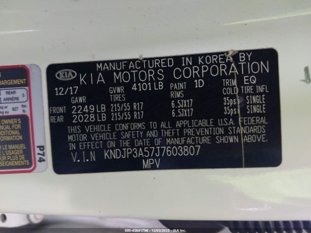 Kia Soul + Image 10