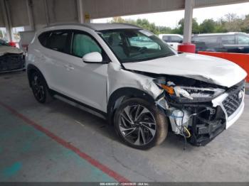 Salvage Hyundai TUCSON