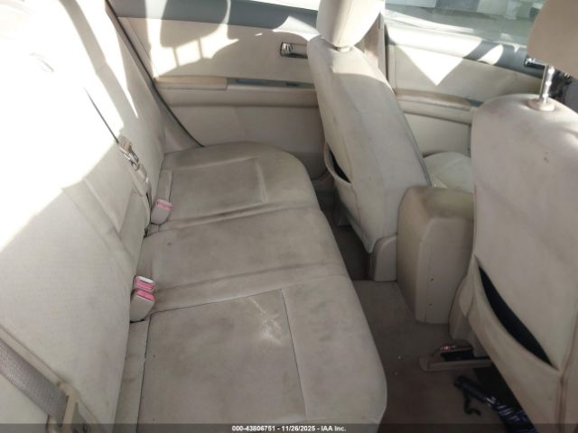 Nissan Sentra 2.0s Image 8