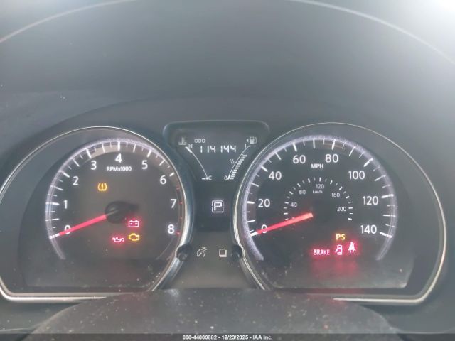 Nissan Versa 1.6 Sv Image 8