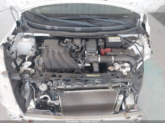 Nissan Versa 1.6 Sv Image 6
