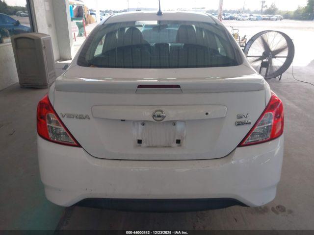 Nissan Versa 1.6 Sv Image 11