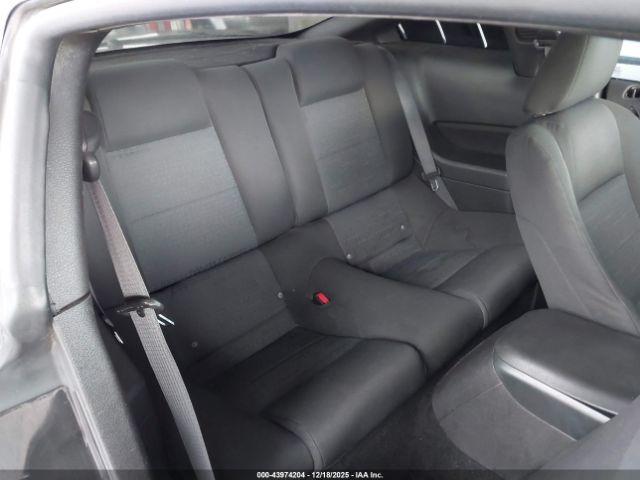 Ford Mustang Image 6