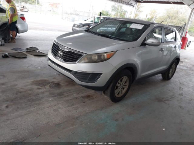 Kia Sportage Lx Image 2