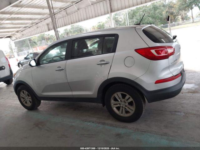 Kia Sportage Lx Image 8