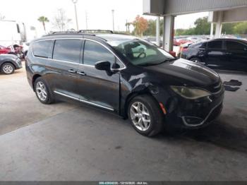  Salvage Chrysler Pacifica