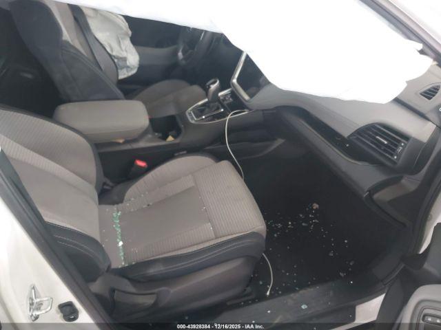 Subaru Outback Premium Image 4