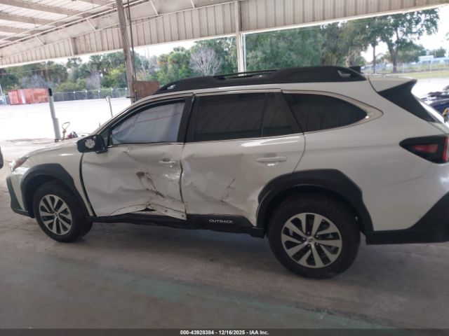 Subaru Outback Premium Image 12