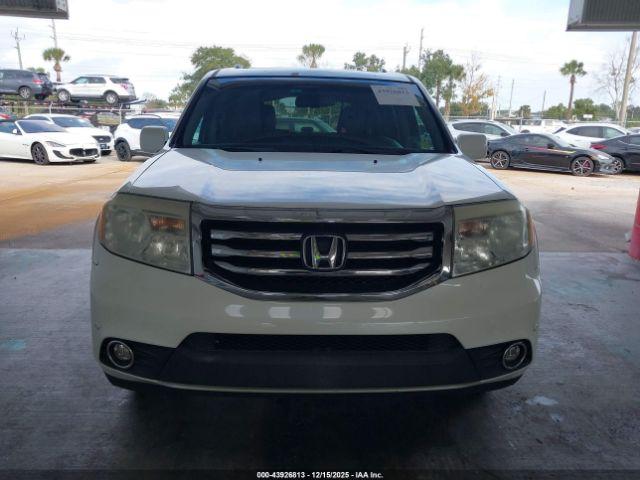 Honda Pilot Touring Image 10