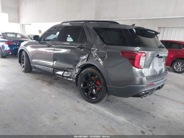 Ford Explorer St Image 16