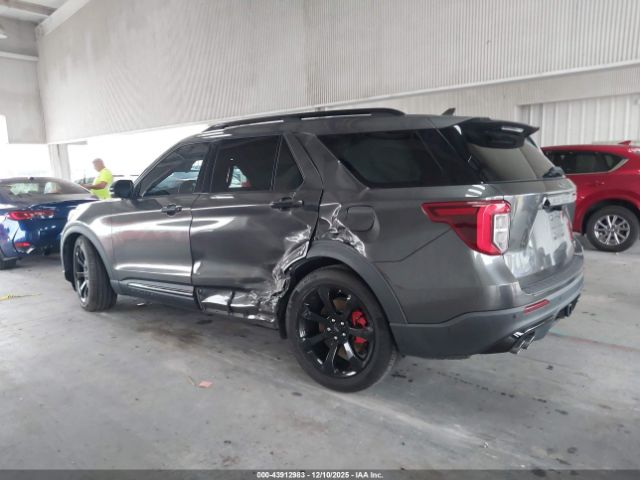 Ford Explorer St Image 9