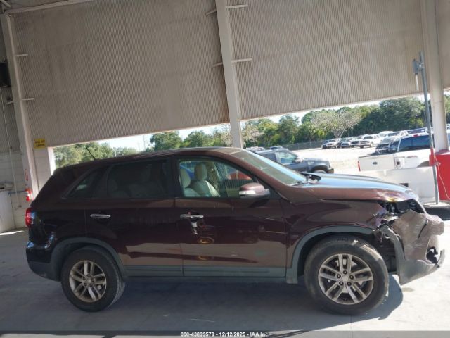 Kia Sorento Lx Image 4