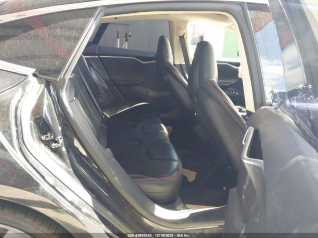 Tesla Model S Performance Image 8