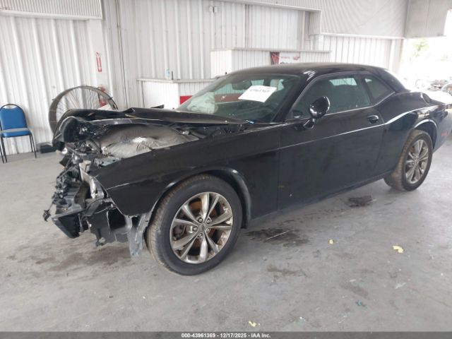 Dodge Challenger Sxt Image 12