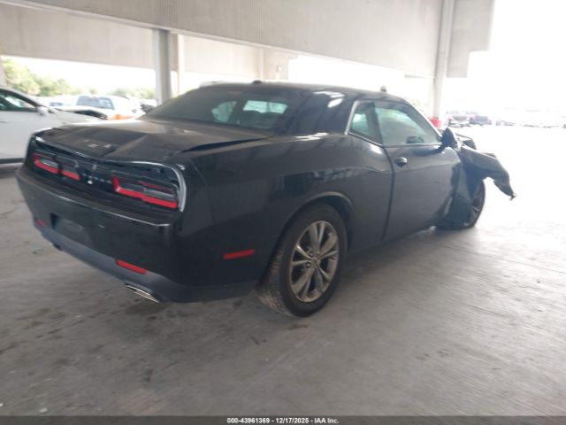 Dodge Challenger Sxt Image 4