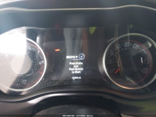 Dodge Challenger Sxt Image 3