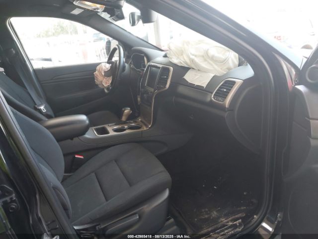 Jeep Grand Cherokee Laredo 4x2 Image 15