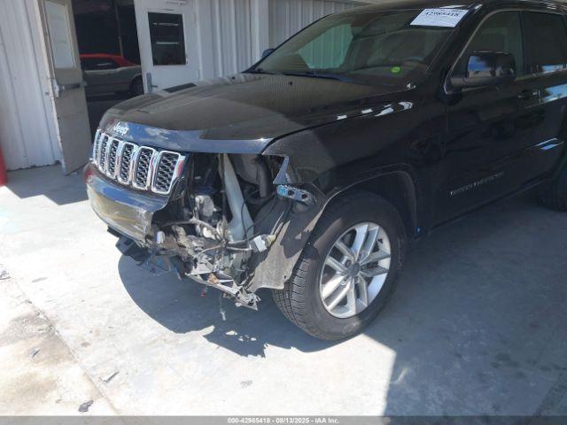 Jeep Grand Cherokee Laredo 4x2 Image 12