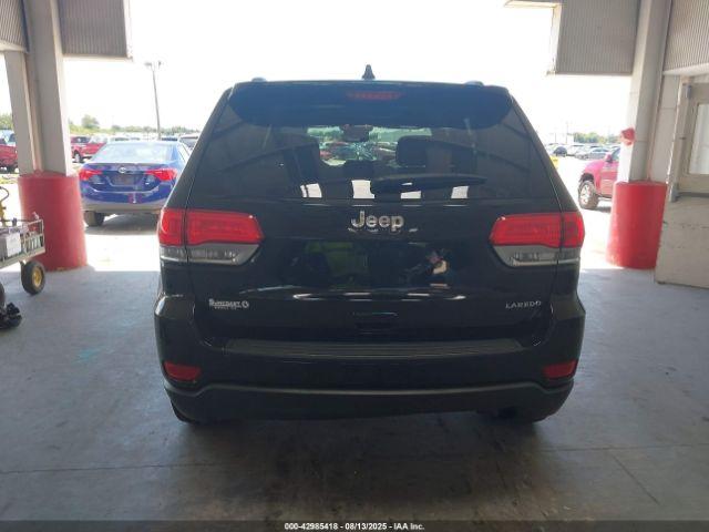 Jeep Grand Cherokee Laredo 4x2 Image 14