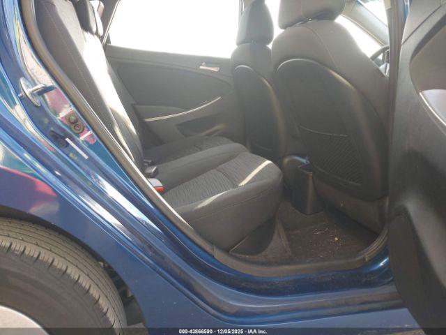 Hyundai ACCENT Se Image 11