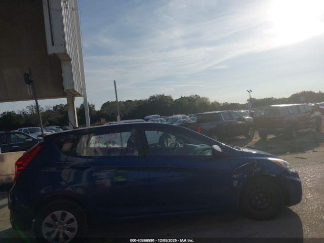 Hyundai ACCENT Se Image 5