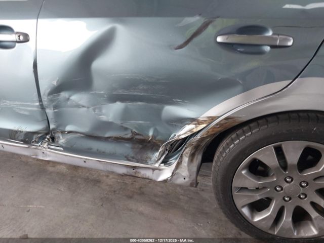 Subaru Impreza 2.0i Sport Premium Image 12