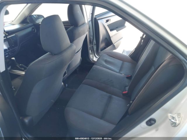 Toyota Corolla Le Image 2