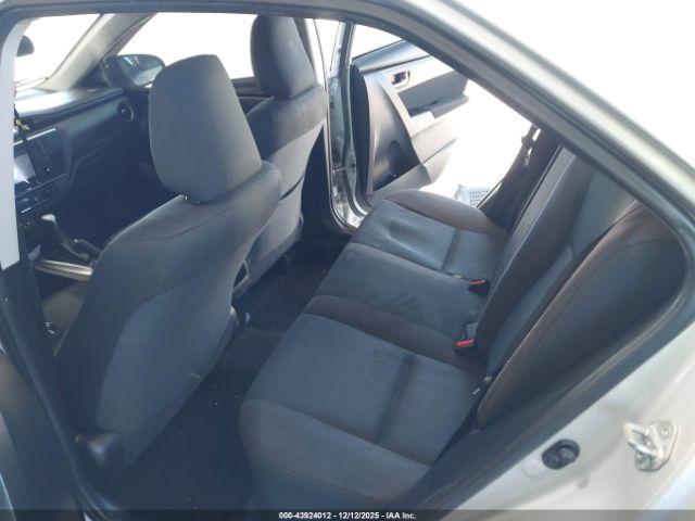 Toyota Corolla Le Image 2