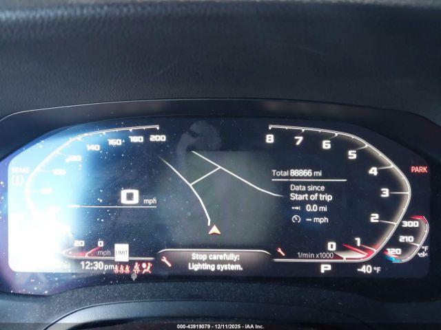 BMW 3 Series Xdrive Image 9