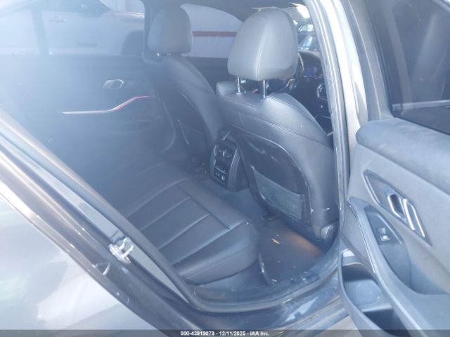 BMW 3 Series Xdrive Image 11