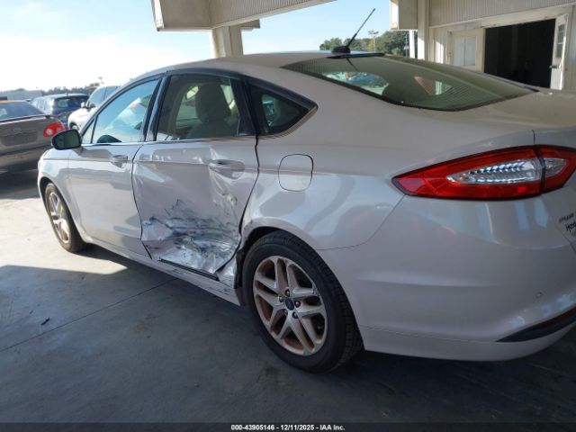 Ford Fusion Se Image 6