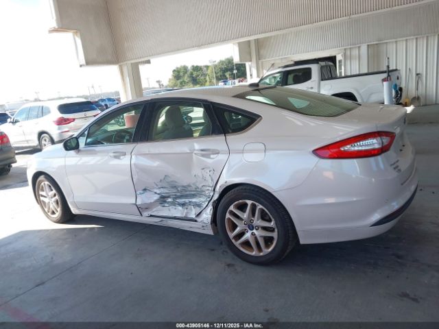 Ford Fusion Se Image 11