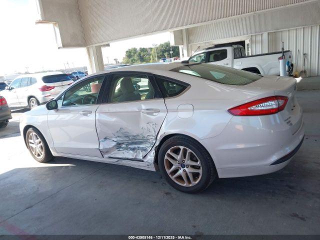 Ford Fusion Se Image 11