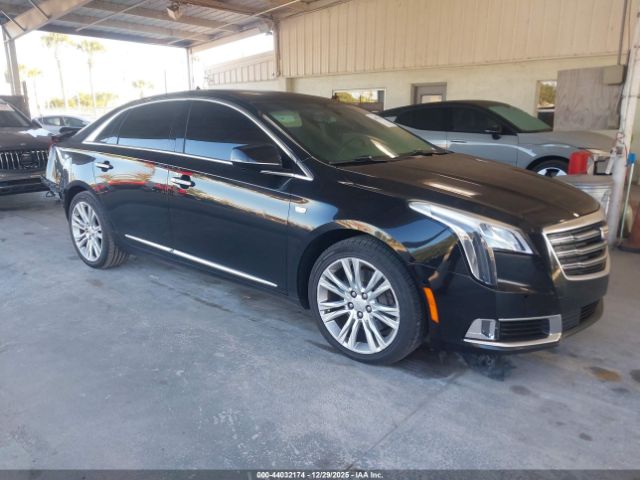 Cadillac XTS Luxury Image 1