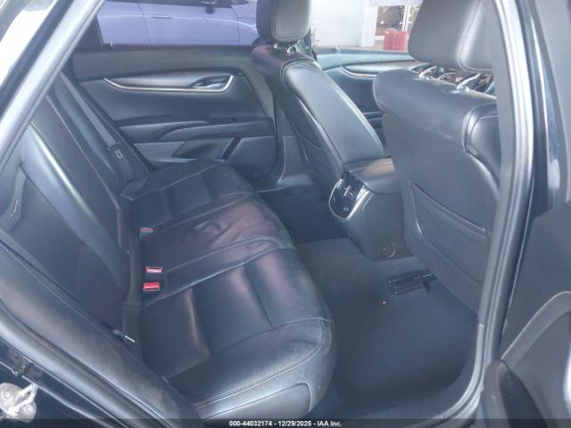 Cadillac XTS Luxury Image 9