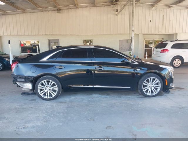 Cadillac XTS Luxury Image 3