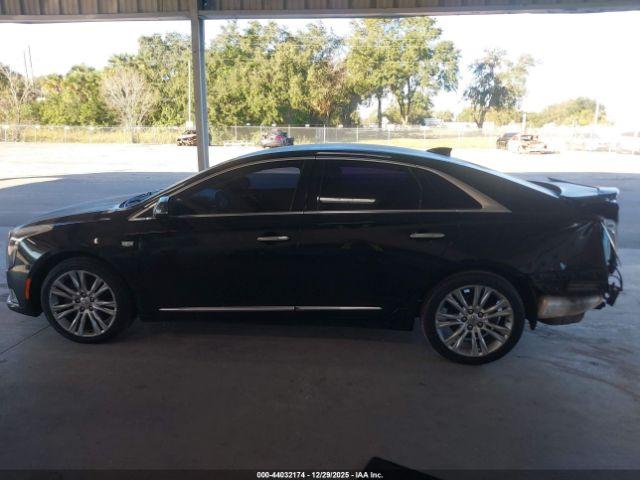 Cadillac XTS Luxury Image 2