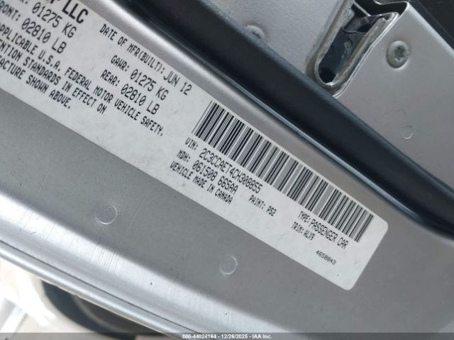 Chrysler 300c Image 12