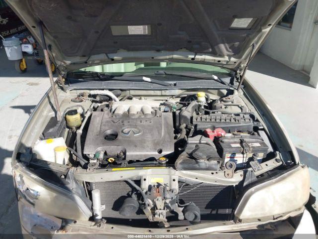 INFINITI I35 Luxury Image 2