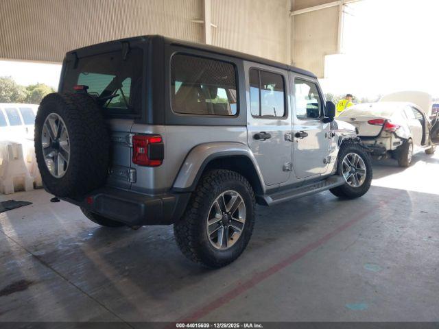 Jeep Wrangler Sahara 4x4 Image 3