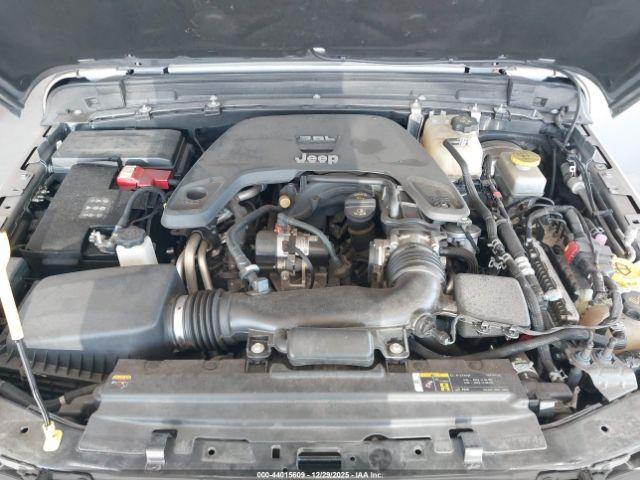 Jeep Wrangler Sahara 4x4 Image 9