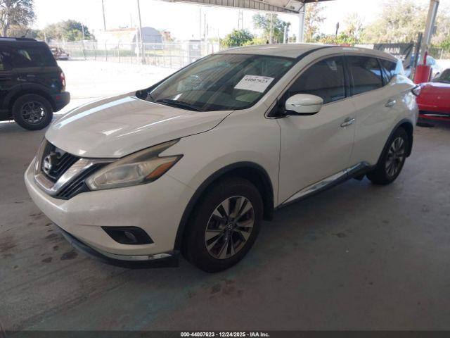 Nissan Murano S Image 5