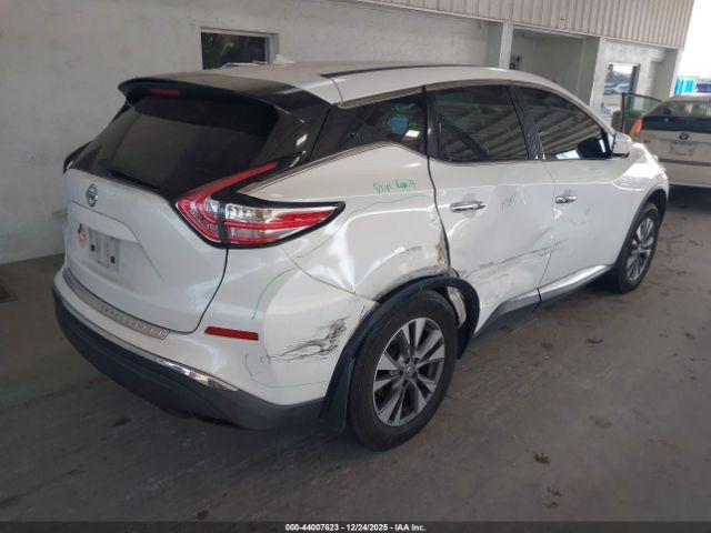 Nissan Murano S Image 4