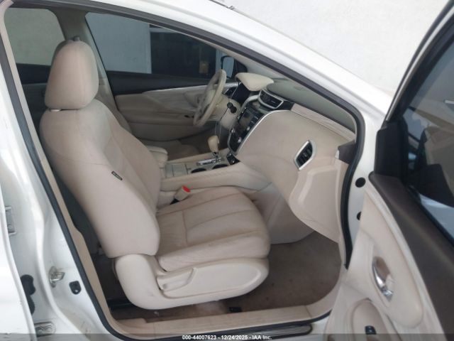 Nissan Murano S Image 3